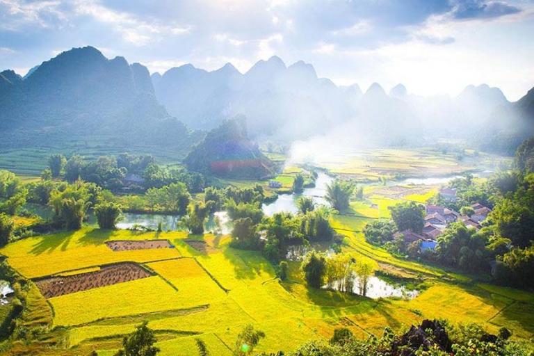 Cao Bang Travel