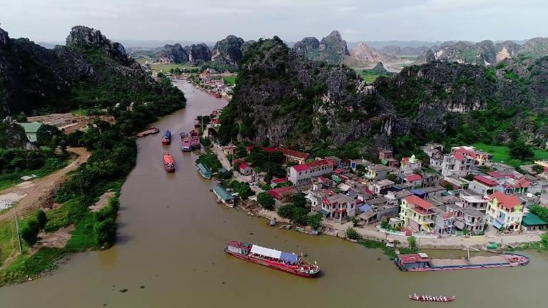 Kenh Ga Floating Village