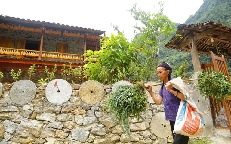 Khuoi Ky Ancient Stone Village 