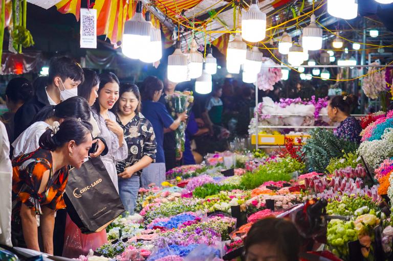 Night Markets in Vietnam