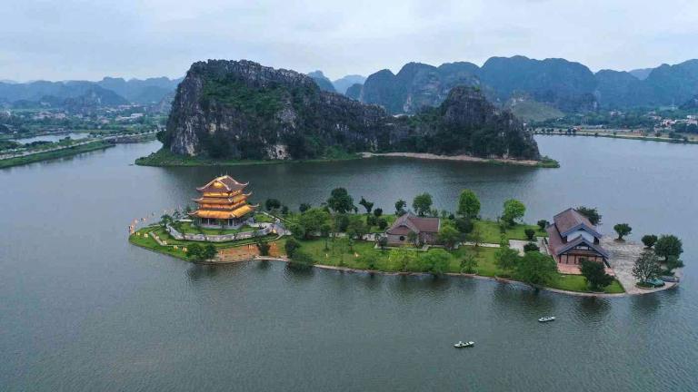 Ninh Binh's Temples and Pagodas