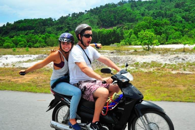 Road Rules for Motorbiking in Vietnam 