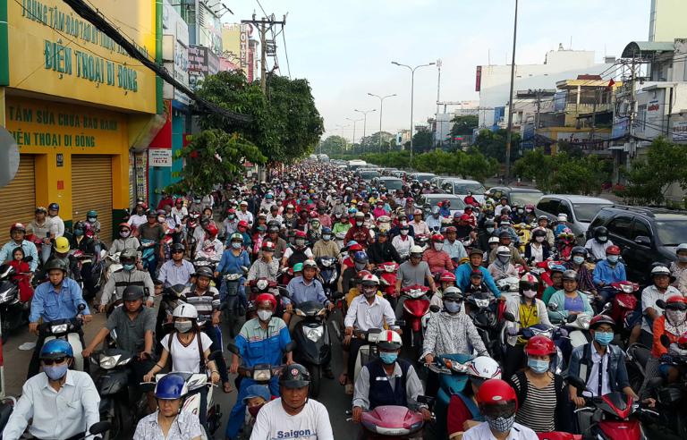 Road Rules for Motorbiking in Vietnam 