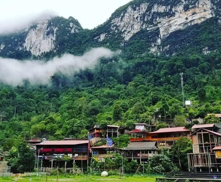 Tour Ban Gioc Waterfall - Nguom Ngao Cave - Ba Be Lake