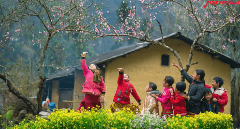 Traveling with Kids in Ha Giang Loop