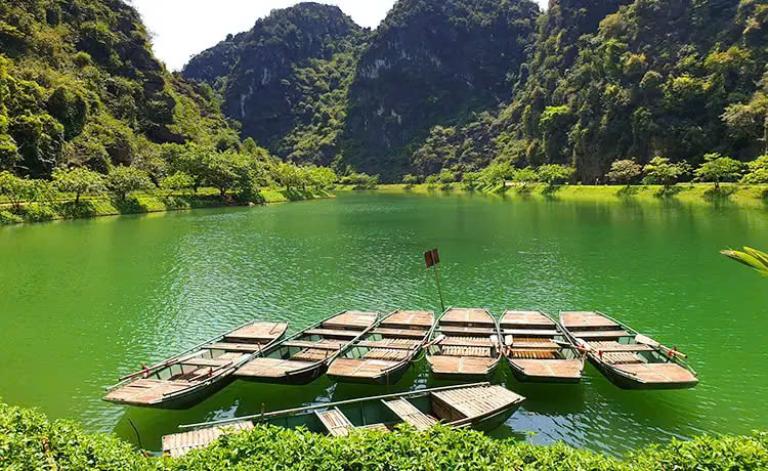 Tuyet Tinh Coc Ninh Binh