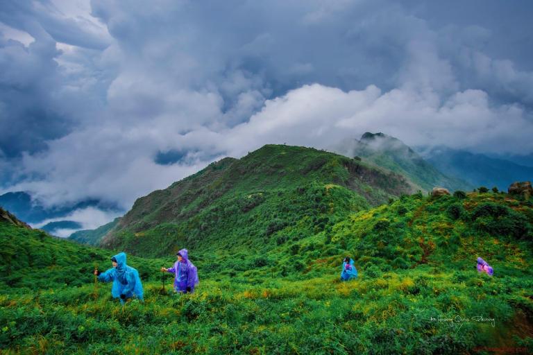 September to November is ideal for cloud hunting with cool weather and clear skies.