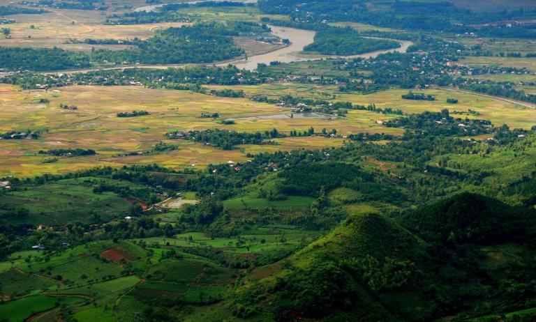 Muong Lo Valley is the second-largest rice granary in Vietnam's Northwest.