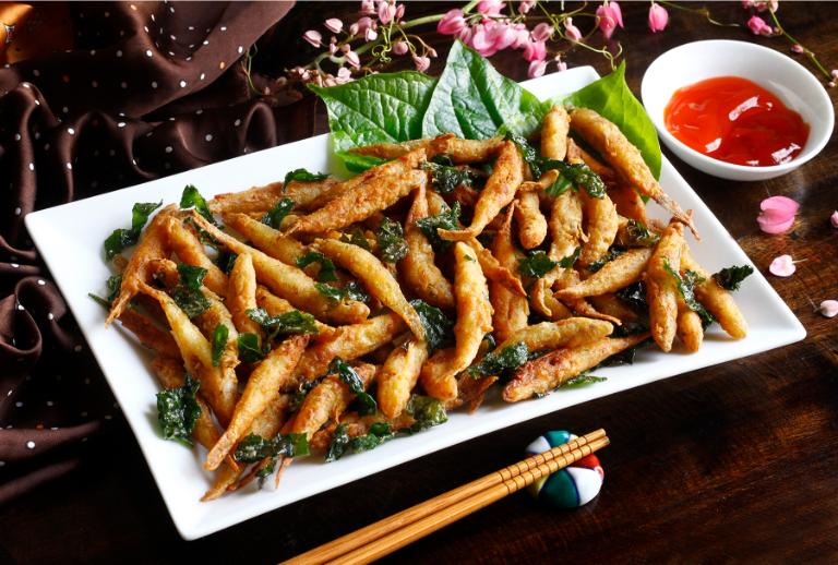 Stream Goby Fish from Pu Luong is sweet, soft, and often served grilled or deep-fried with herbs.