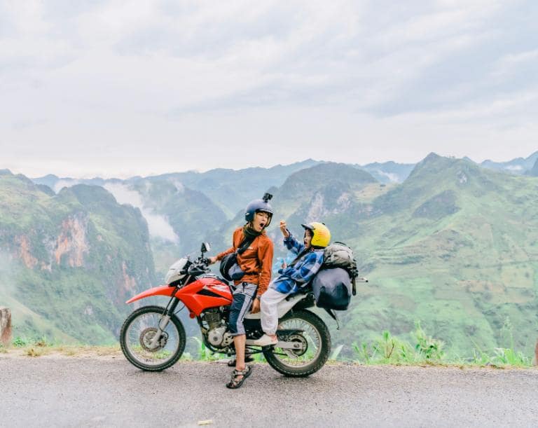 Rent a motorbike to travel the scenic 15 km from Bac Yen to Ta Xua Commune.