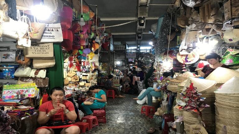 Dong Ba Market