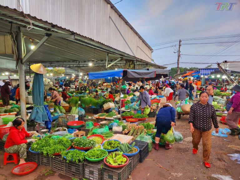 Markets in Hue