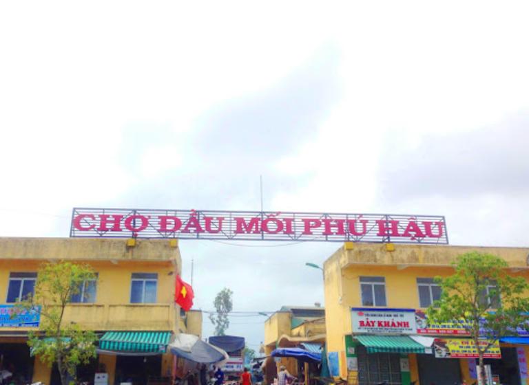 Markets in Hue