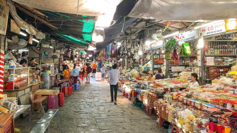 Markets in Hue