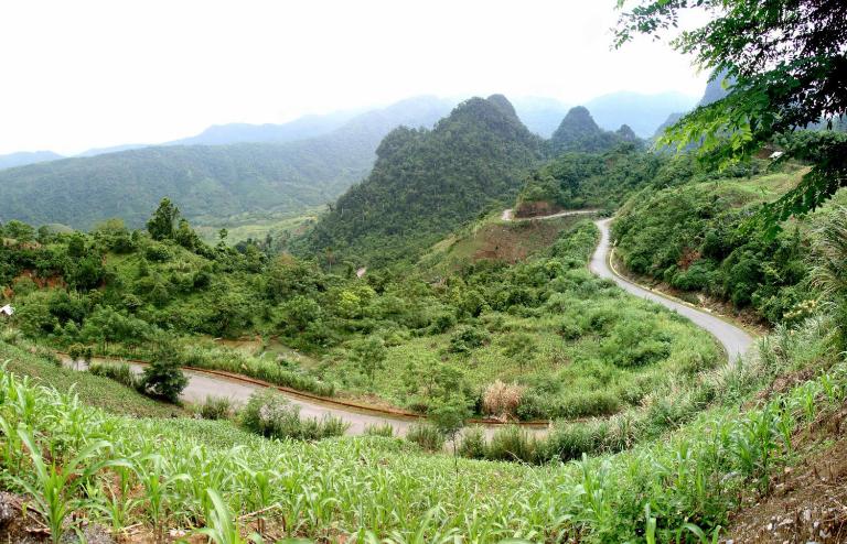 Pu Nhu Waterfall 