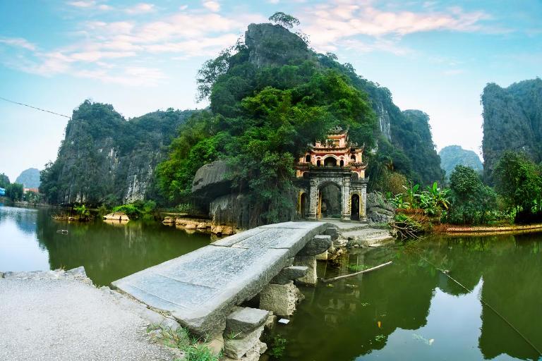 Safety Tips for Traveling in Ninh Binh