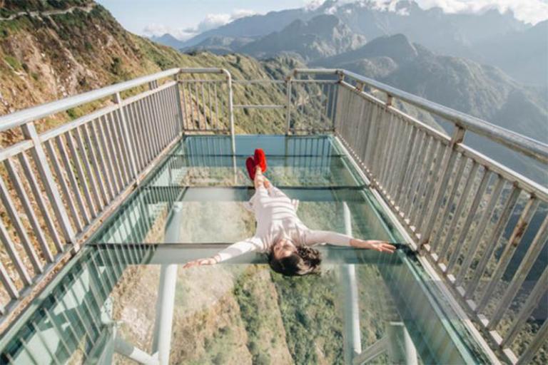 Sapa Glass Bridge