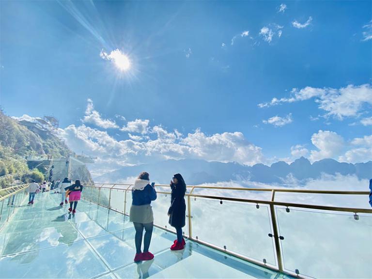 Sapa Glass Bridge