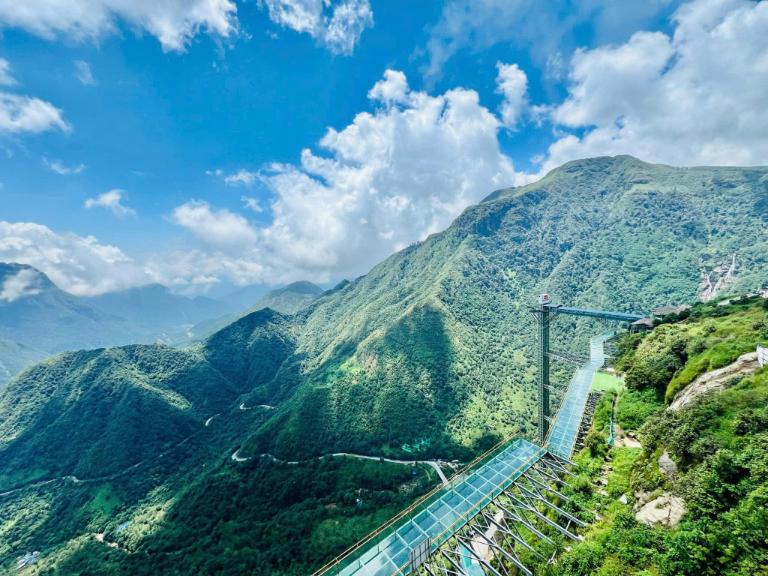 Sapa Glass Bridge