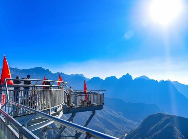 Sapa Glass Bridge