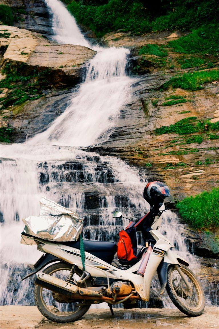 Sapa Love Waterfall