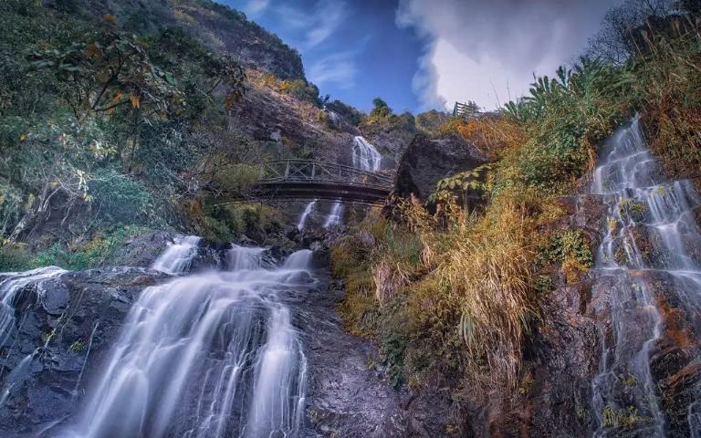 Silver Waterfall