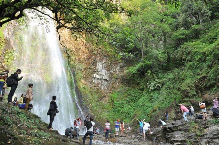 Silver Waterfall