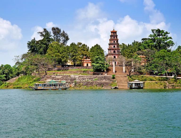 Thien Mu Pagoda