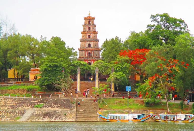 Thien Mu Pagoda