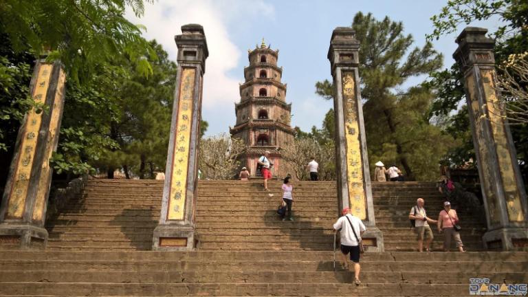 Thien Mu Pagoda