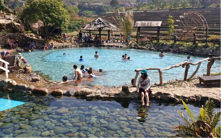 Tram Tau Hot Springs