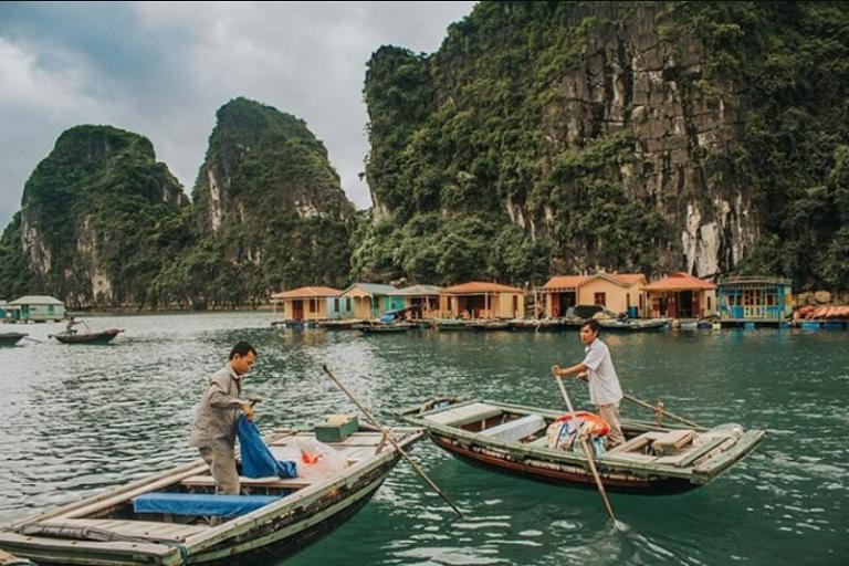 Cua Van Floating Village