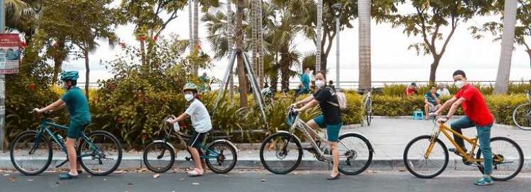 Cycling in Halong Bay