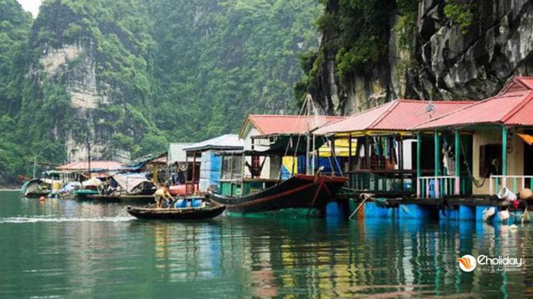 Floating Villages in Halong Bay