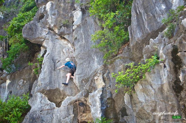 Halong Bay Climbing