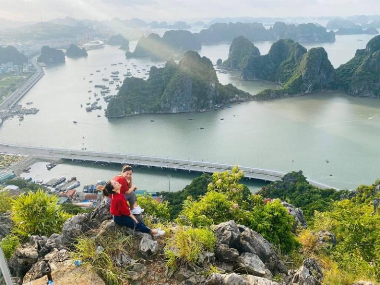 Halong Bay Climbing