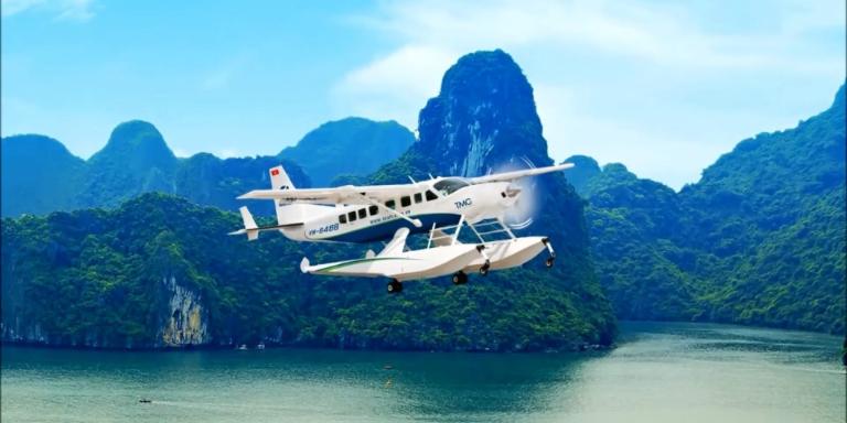 Seeing Halong Bay from Seaplane 