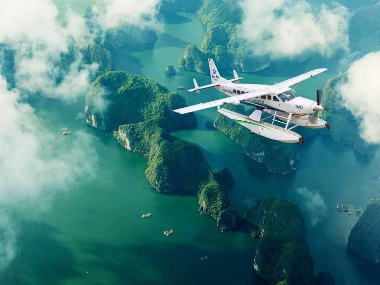 Seeing Halong Bay from Seaplane 