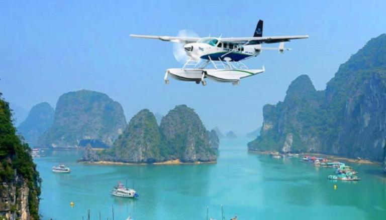 Seeing Halong Bay from Seaplane 