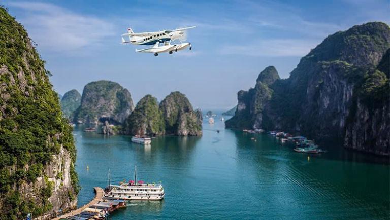 Seeing Halong Bay from Seaplane 