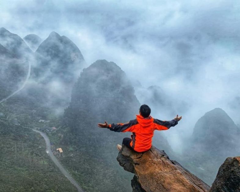 The best time to visit Death Cliff