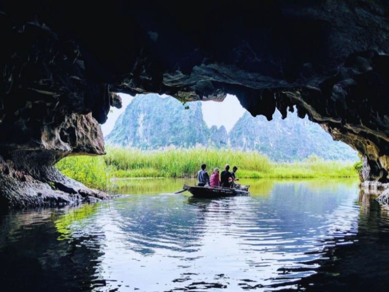 Exploring Hidden Karst Grottoes
