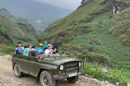 Explore Ha Giang by jeep
