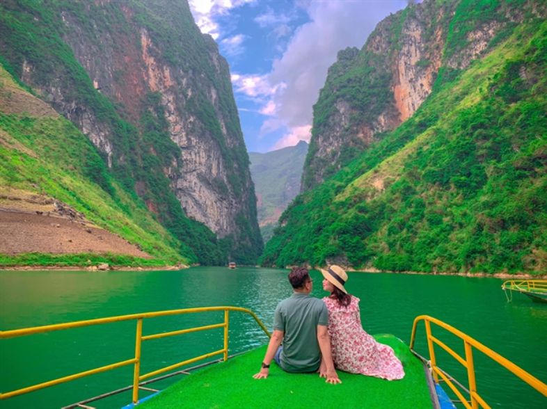 ha giang loop for couples