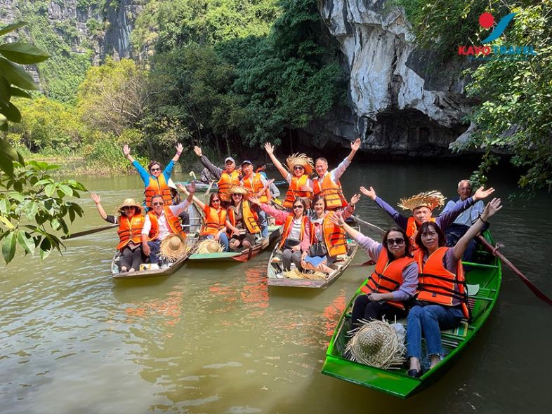 Staying Safe at Tuyet Tinh Coc