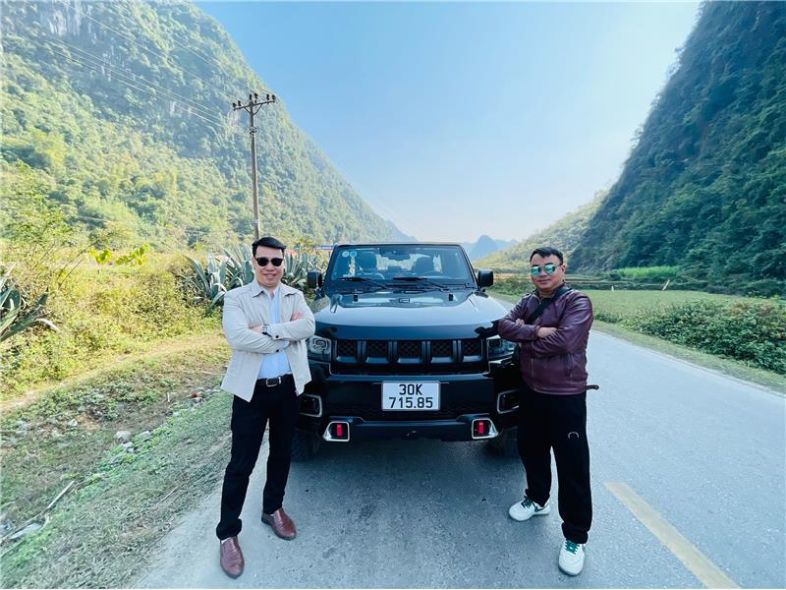 suv car ha giang loop tour